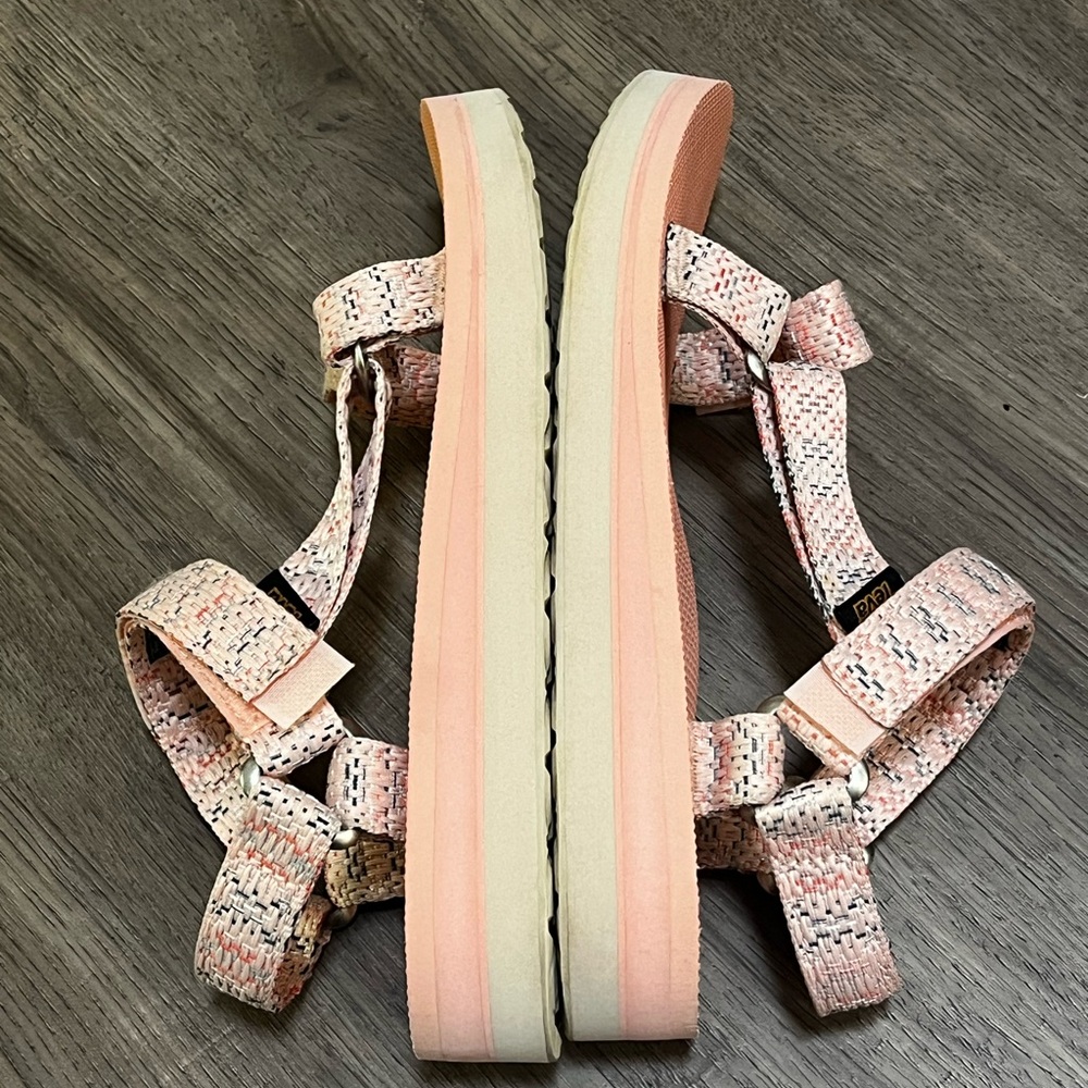 Teva Chacha Tropical Peach Midform Wedges Sandals Womens Size 9 - Picture 2 of 15